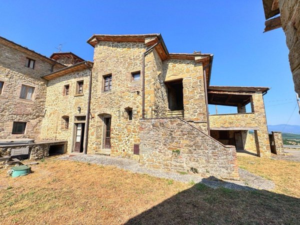 casale in vendita a Monte Santa Maria Tiberina