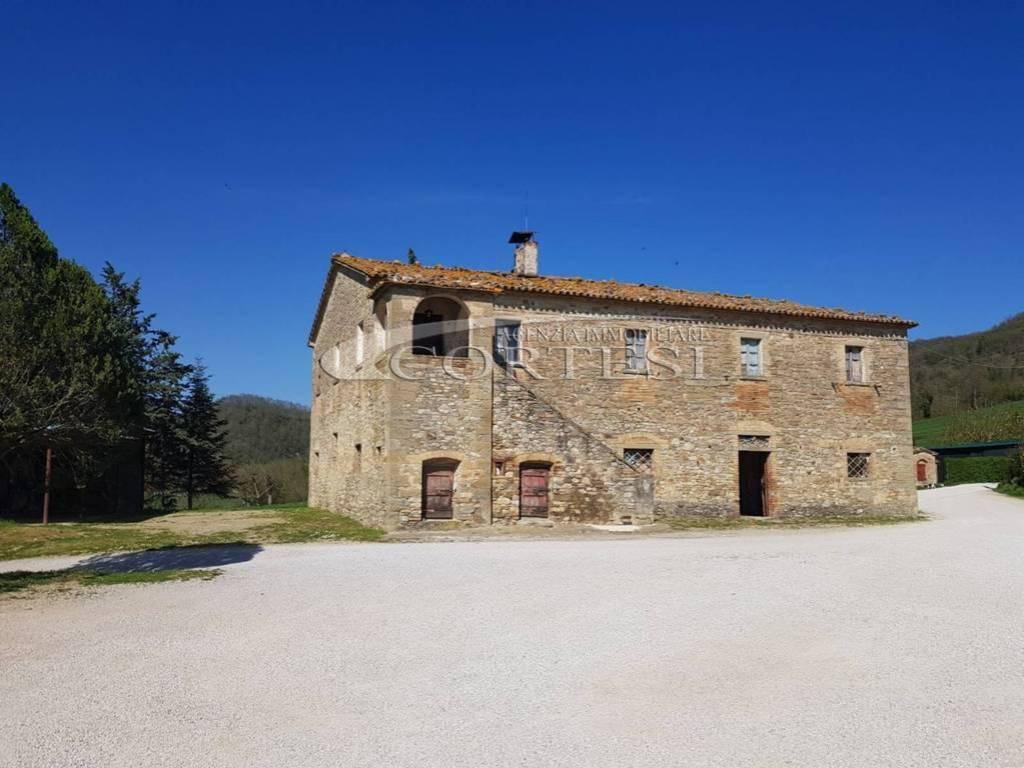 casa indipendente in vendita a Montone