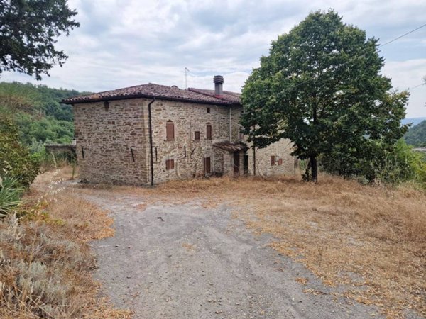 casa indipendente in vendita a Montone