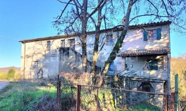 casa indipendente in vendita a Montone