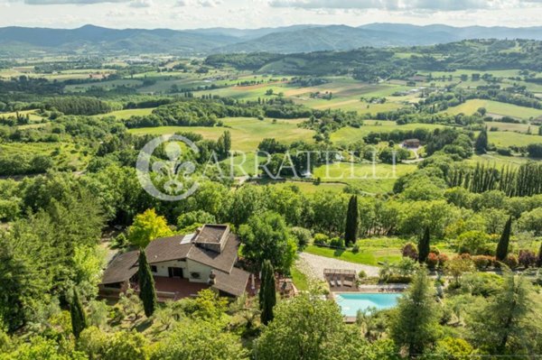 casa indipendente in vendita a Montone