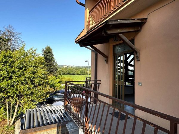 appartamento in vendita a Montone