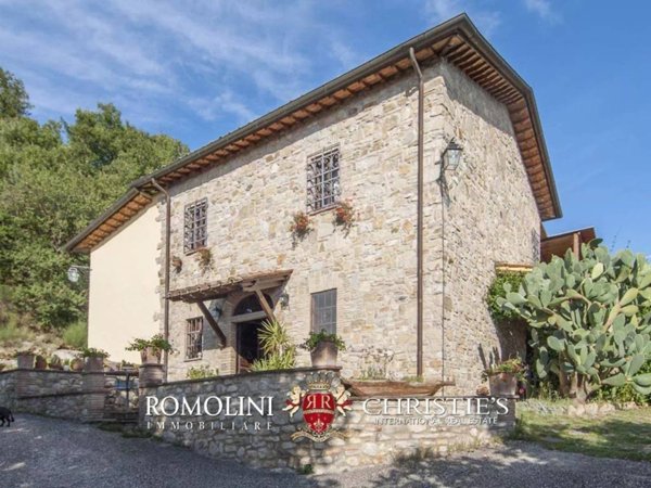 casa indipendente in vendita a Montone