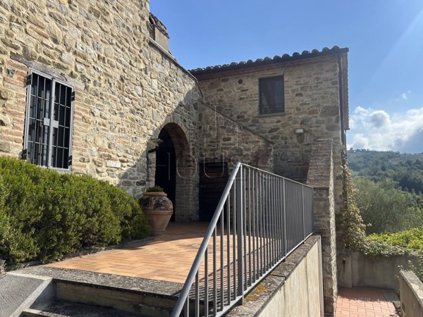 appartamento in vendita a Montone