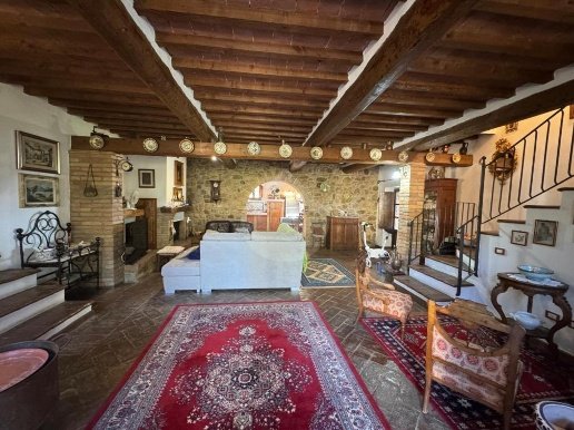 casale in vendita a Montone