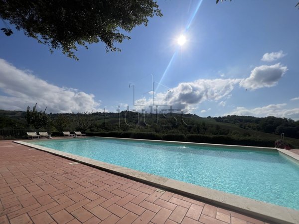 appartamento in vendita a Montone