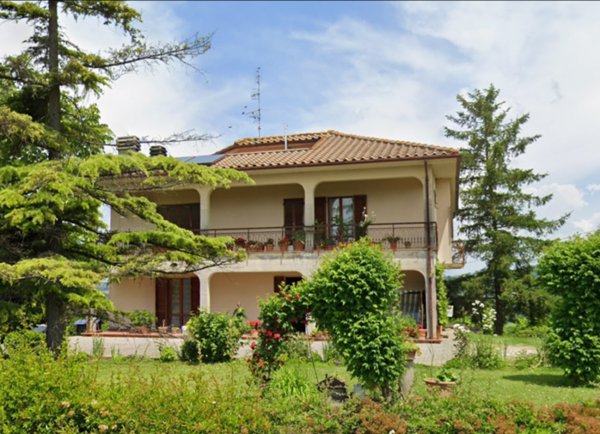 casa indipendente in vendita a Montone