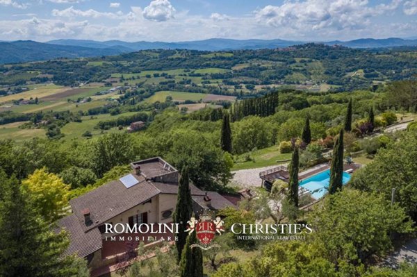casa indipendente in vendita a Montone