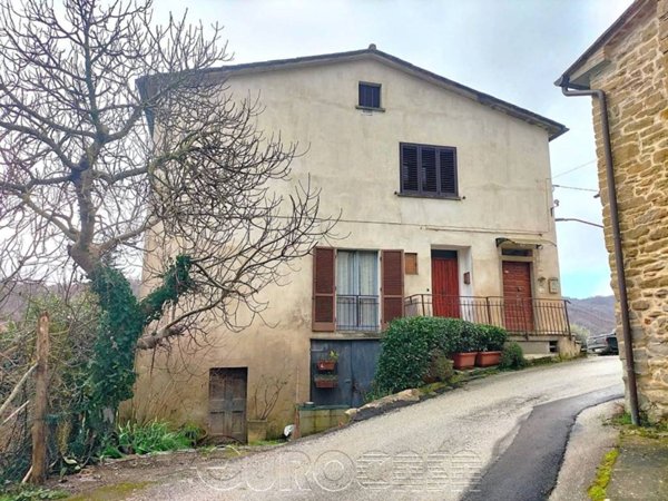 appartamento in vendita a Montone