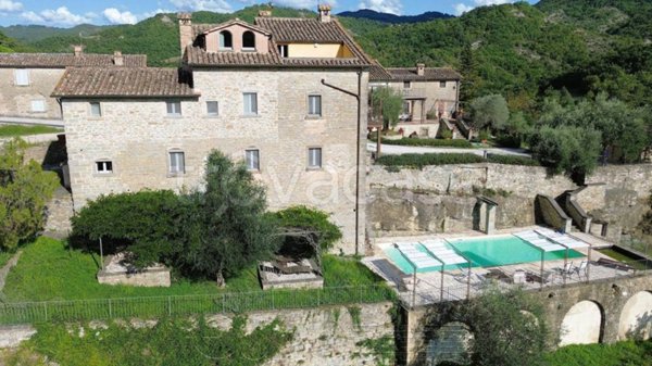 casa indipendente in vendita a Montone
