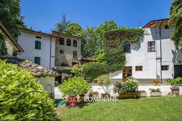 casa indipendente in vendita a Montone
