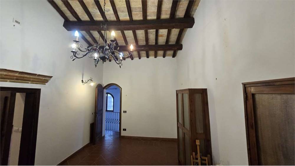 intera palazzina in vendita a Montone