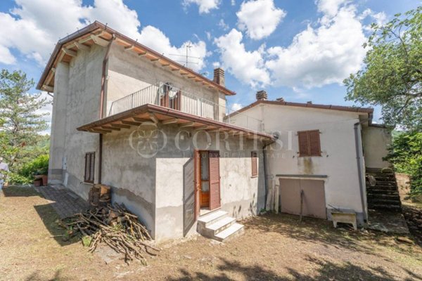 casa indipendente in vendita a Montone