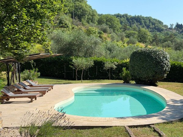 casale in vendita a Montone