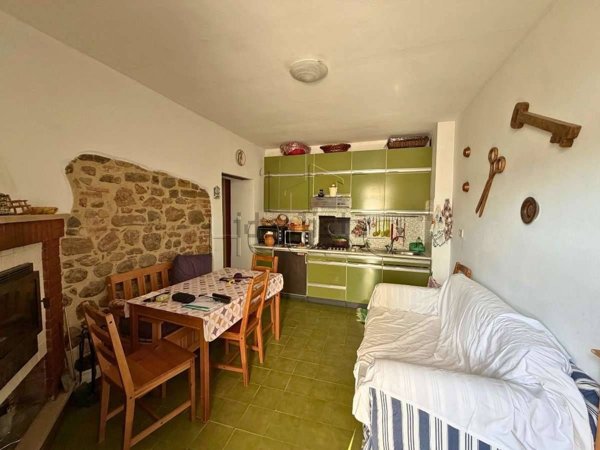 appartamento in vendita a Montone