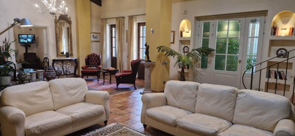 casa indipendente in vendita a Nocera Umbra in zona Bagni
