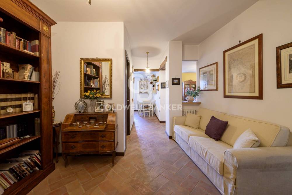 casa indipendente in vendita a Nocera Umbra in zona Colle