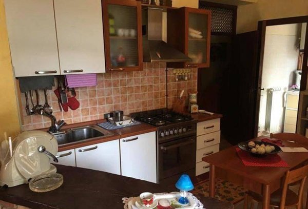 casa indipendente in vendita a Nocera Umbra in zona Acciano