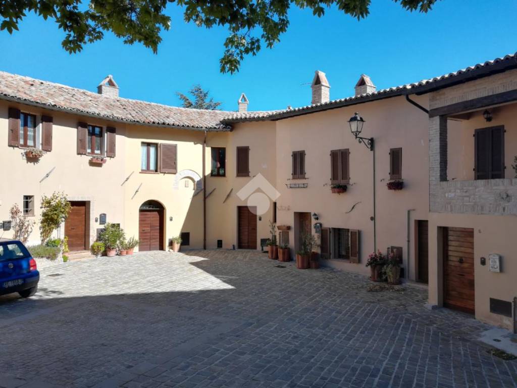 appartamento in vendita a Nocera Umbra