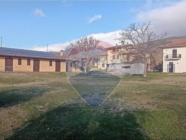 appartamento in vendita a Nocera Umbra in zona Gaifana