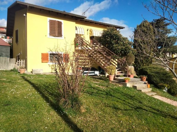 casa indipendente in vendita a Nocera Umbra