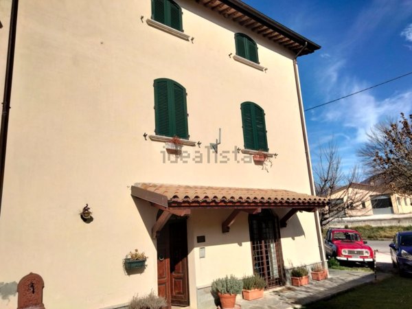 appartamento in vendita a Nocera Umbra