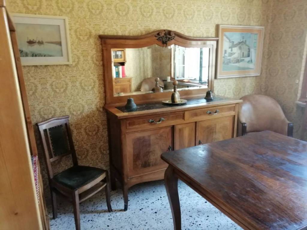 casa indipendente in vendita a Nocera Umbra in zona Colle