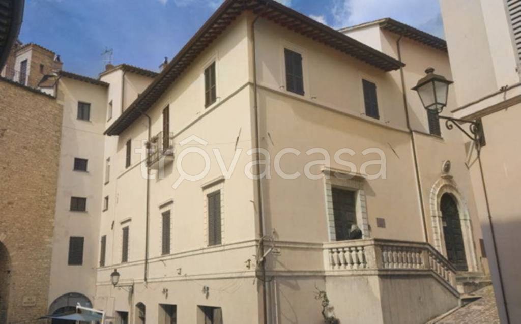 appartamento in vendita a Nocera Umbra