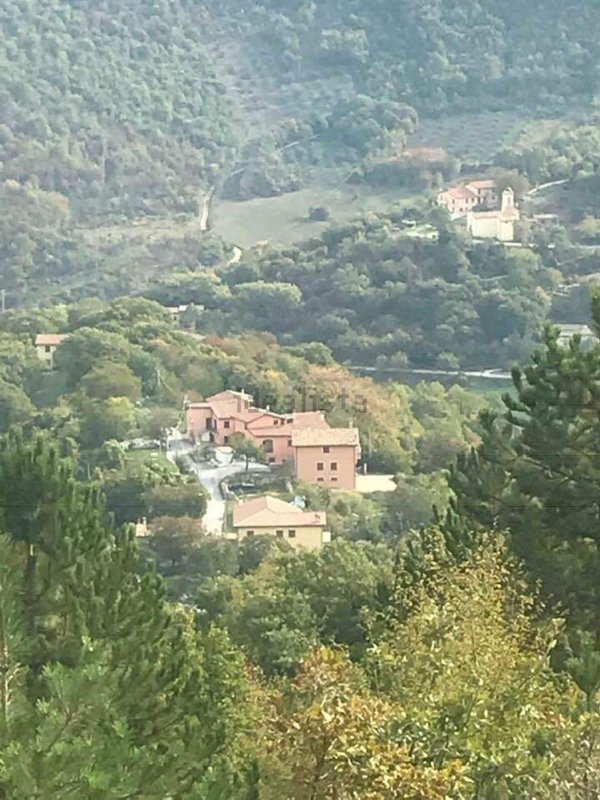 casa indipendente in vendita a Nocera Umbra