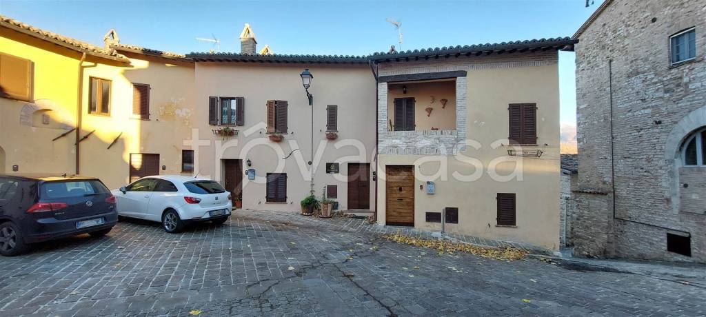 appartamento in vendita a Nocera Umbra