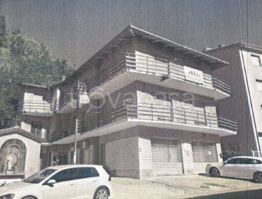 appartamento in vendita a Nocera Umbra