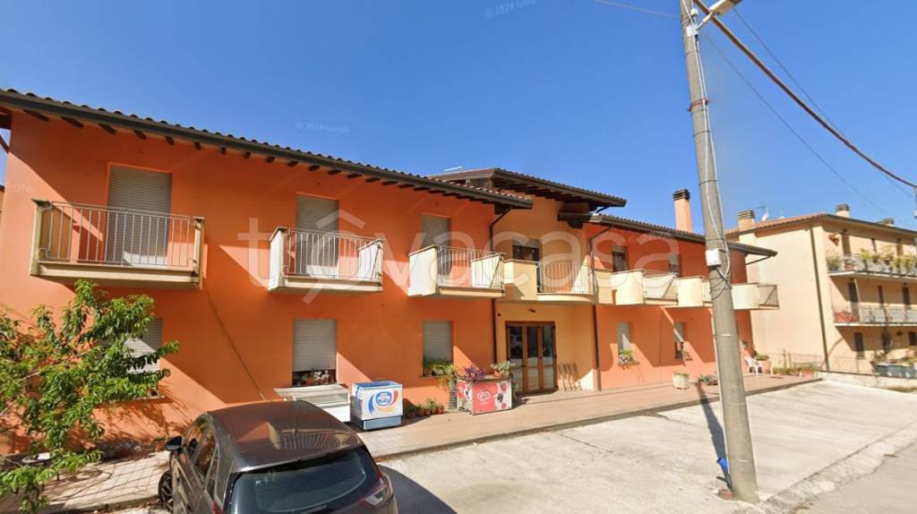 negozio in vendita a Nocera Umbra in zona Bagni