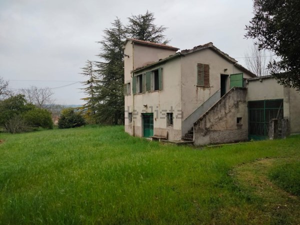 appartamento in vendita a Nocera Umbra