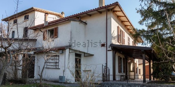 casa indipendente in vendita a Nocera Umbra