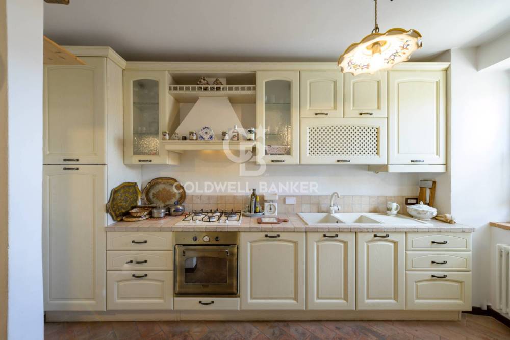 casa indipendente in vendita a Nocera Umbra in zona Colle