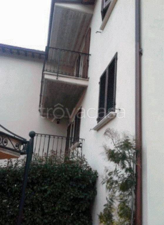 appartamento in vendita a Nocera Umbra in zona Case Basse