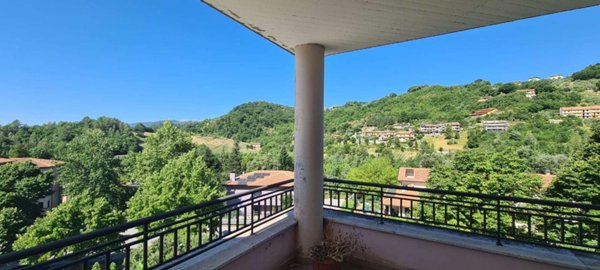 appartamento in vendita a Nocera Umbra in zona Bagni