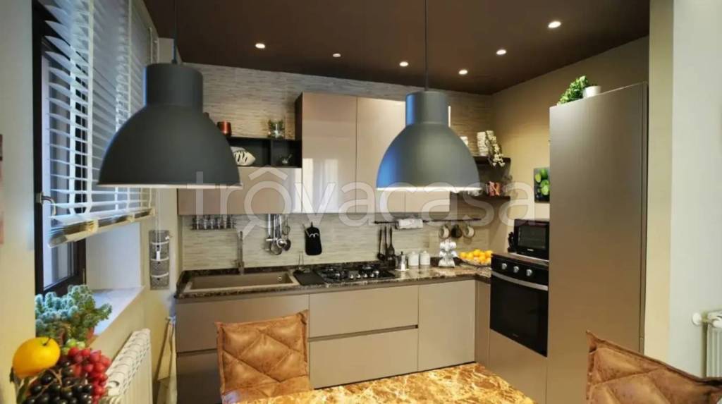 casa indipendente in vendita a Nocera Umbra in zona Bagni