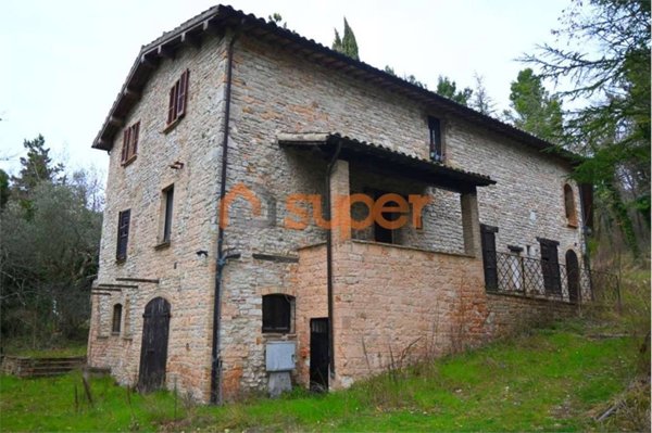 appartamento in vendita a Nocera Umbra in zona Colle