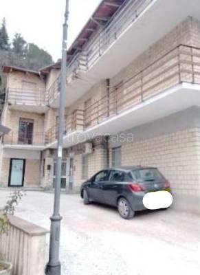 quadrivano in vendita a Nocera Umbra