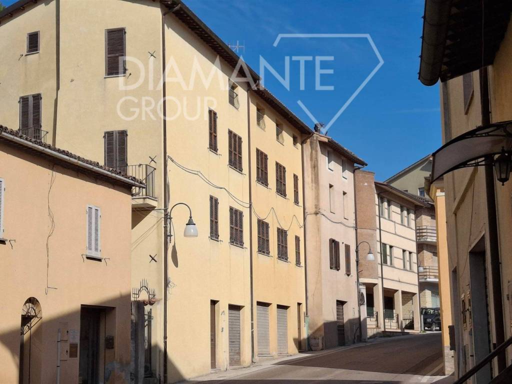 appartamento in vendita a Nocera Umbra in zona Bagni