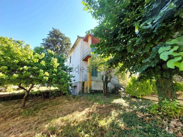 appartamento in vendita a Nocera Umbra