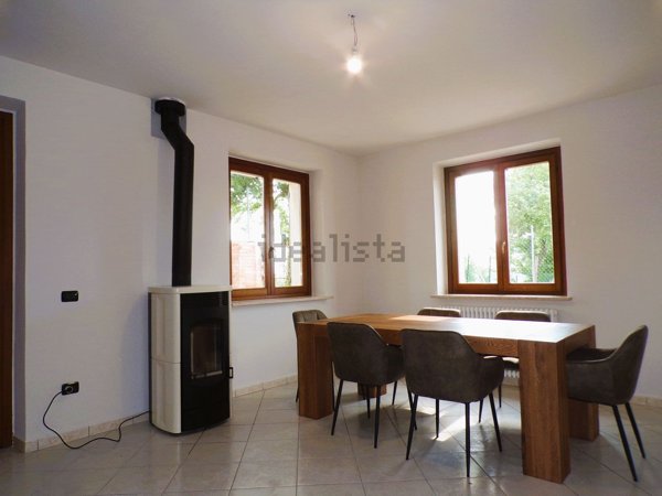 casa indipendente in vendita a Nocera Umbra