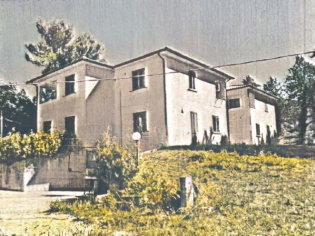 appartamento in vendita a Nocera Umbra in zona Colle