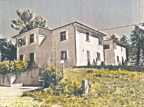 appartamento in vendita a Nocera Umbra in zona Colle