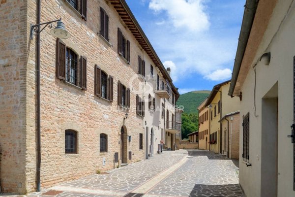 casa indipendente in vendita a Nocera Umbra