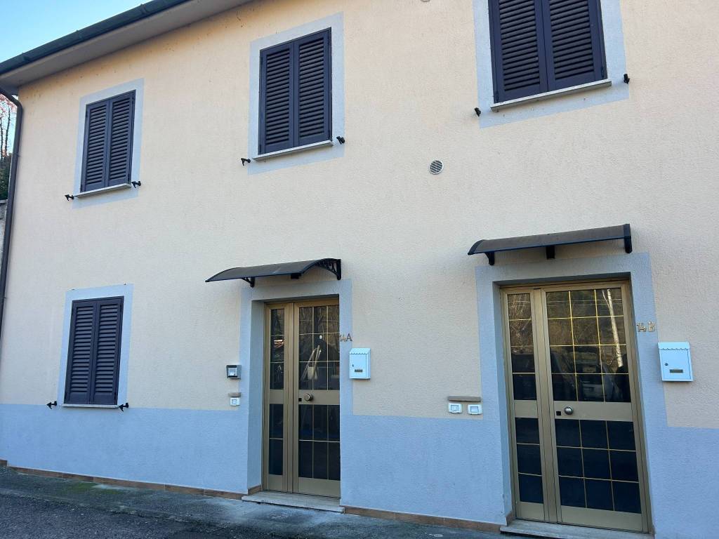 appartamento in vendita a Nocera Umbra in zona Nocera Scalo