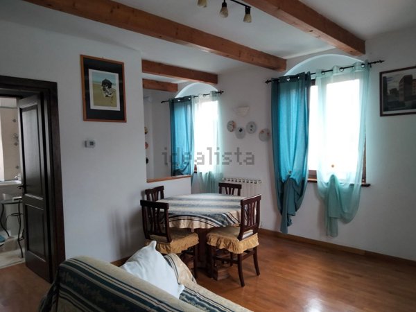 appartamento in vendita a Nocera Umbra in zona Isola