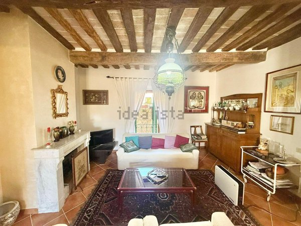 casa semindipendente in vendita a Nocera Umbra
