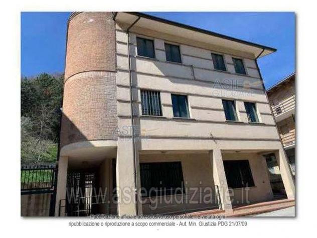 ufficio in vendita a Nocera Umbra